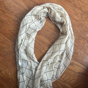 Rachel pally beige and black window pane checkered plaid scarf NWOT